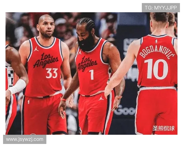 快船应尽早交易核心球员以降低损失把握哈登交易价值的最后机会